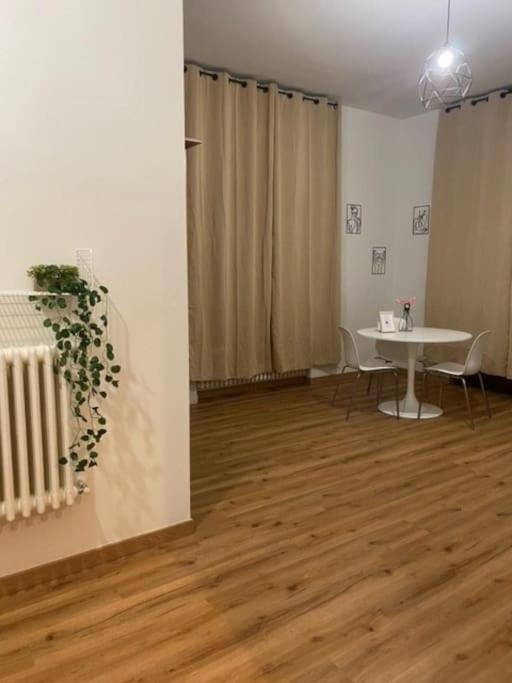 Appartement La Casa Di Amalia à Rho Extérieur photo